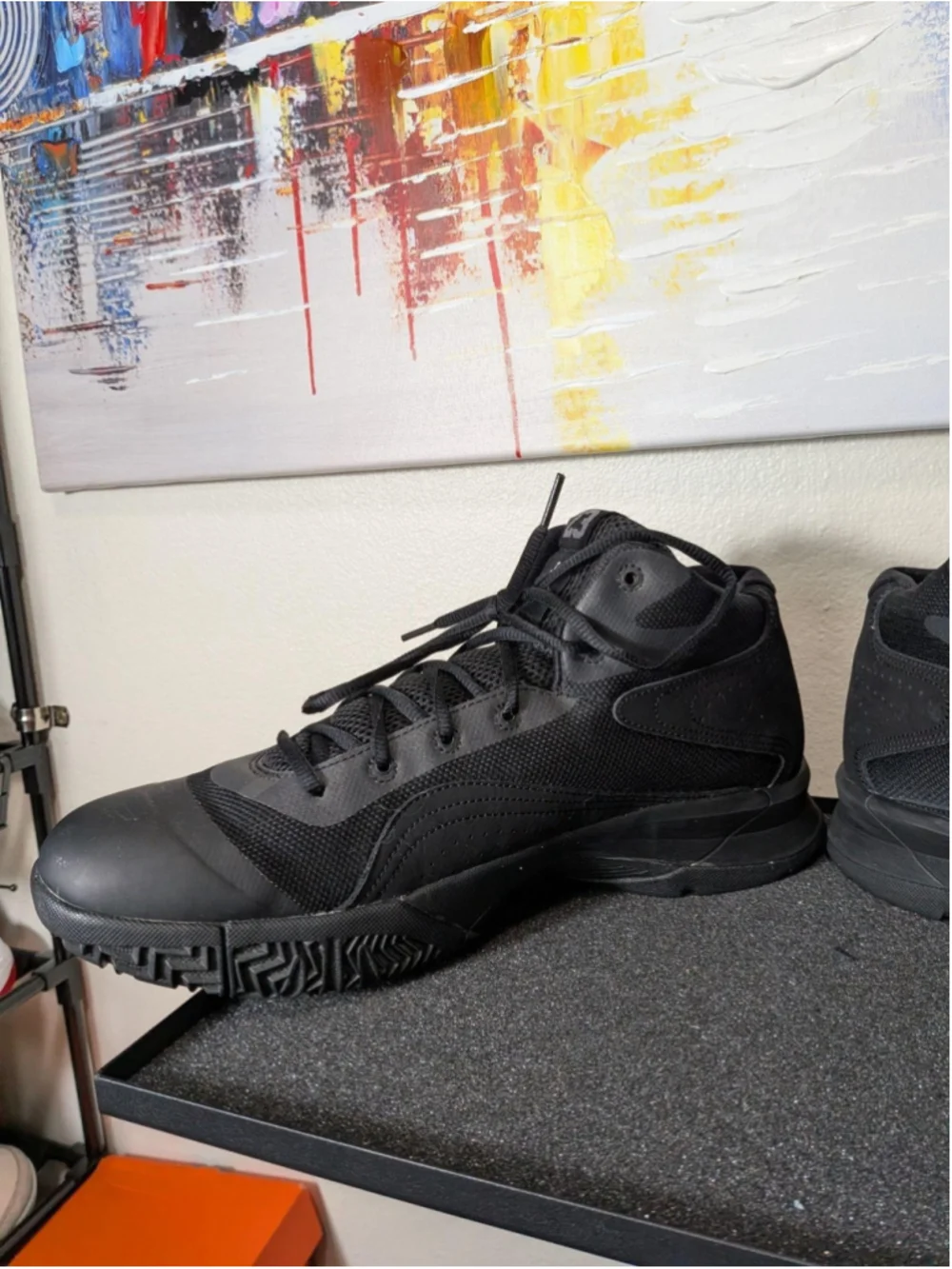 Jordan Shoes Mens Size 12.5 Black Mid Top Basketball Sneakers 684835-010
